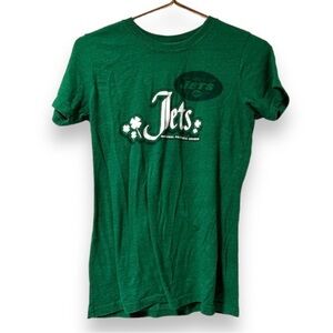 New York Jets Kelly Green T-Shirt Spellout Shamrocks Women’s Size Medium NFL Tee